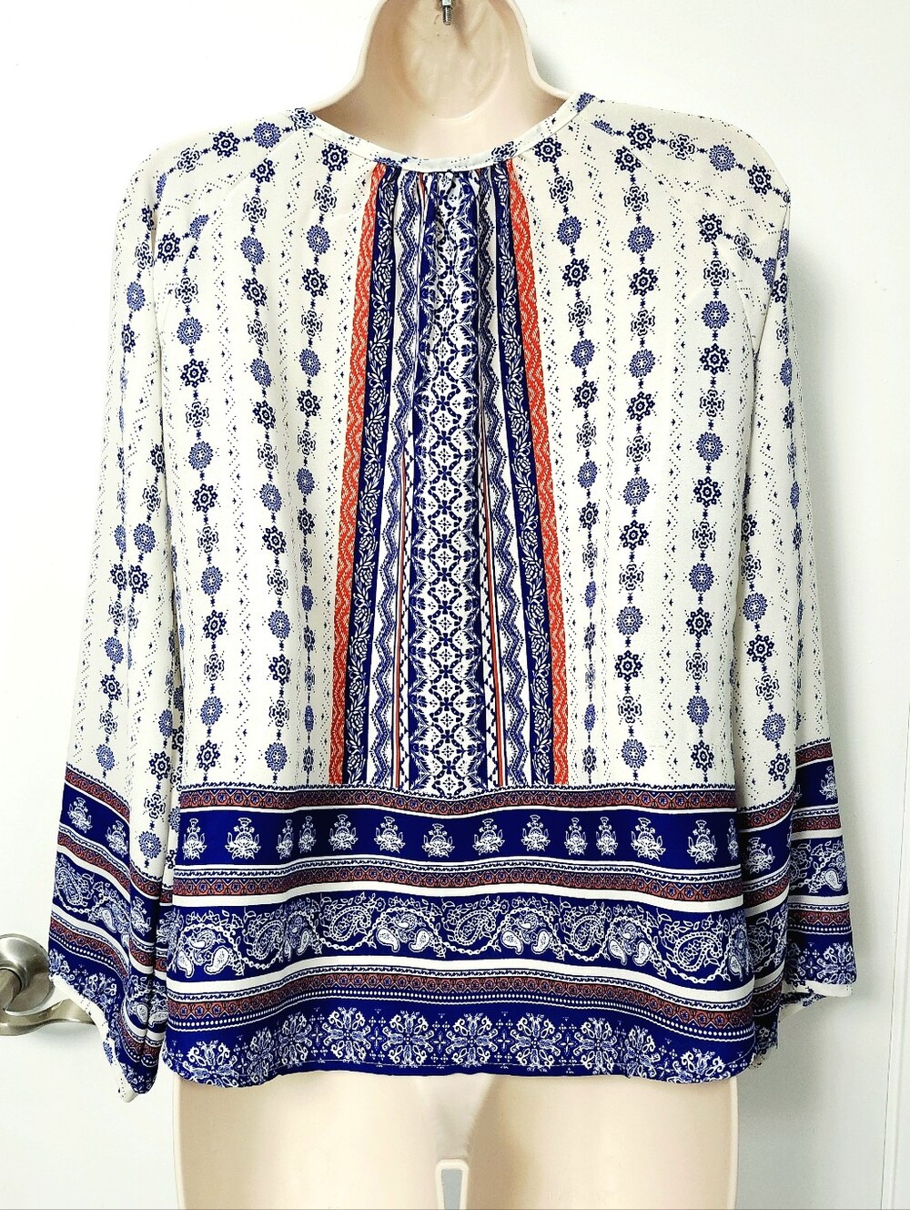 Design Lab Lord & Taylor White Boho Blouse with Navy & Red Print size M - Picture 8 of 13